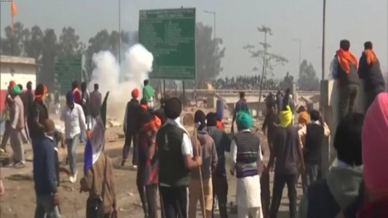 Tear gas shelling, stone pelting continue at Shambhu border as farmers protest enters Day 4